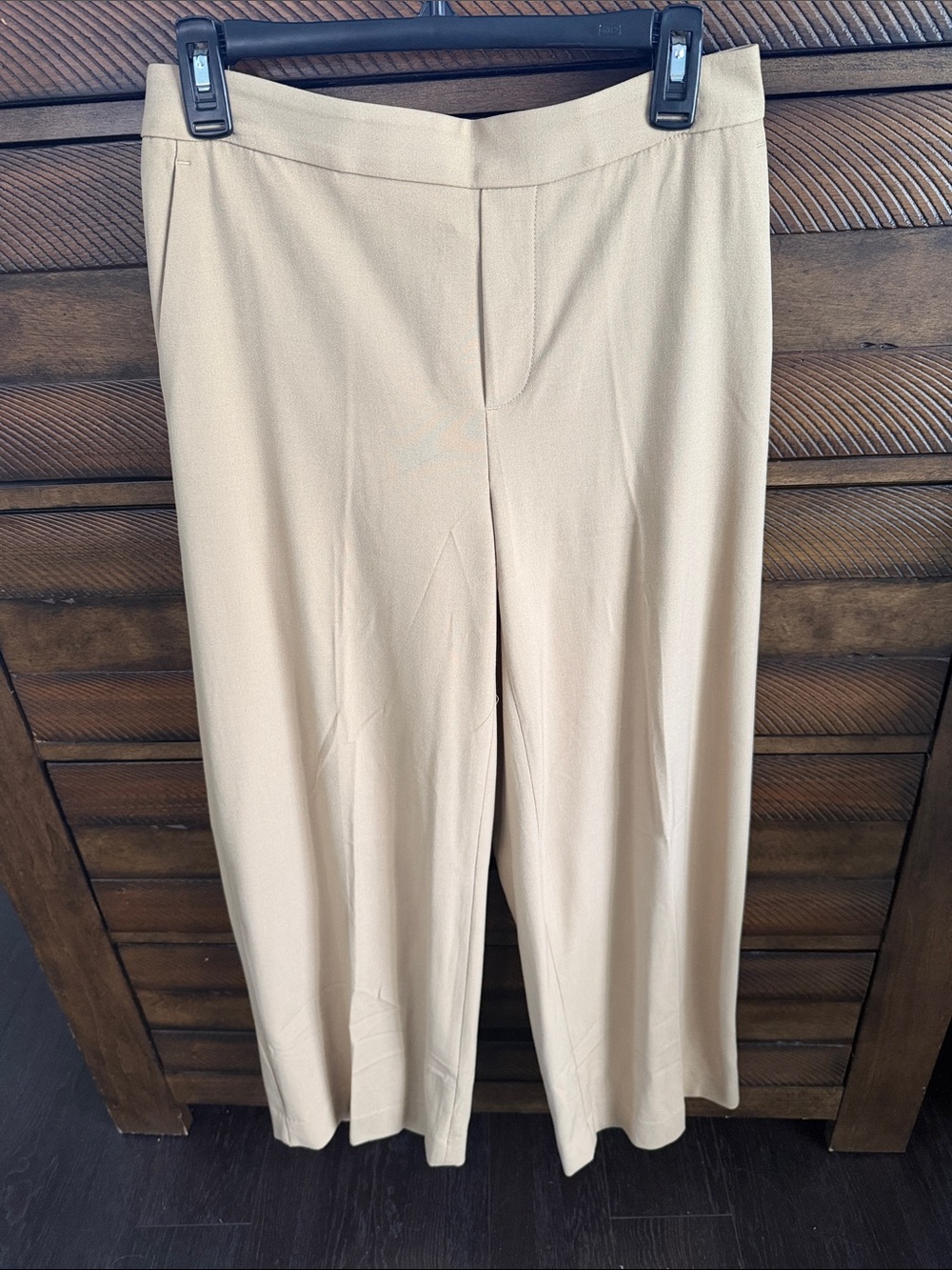 Banana Republic Neutral Cream Wide-Leg Pull-On Pants